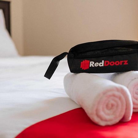 Reddoorz Near Mojokerto Train Station Exterior foto
