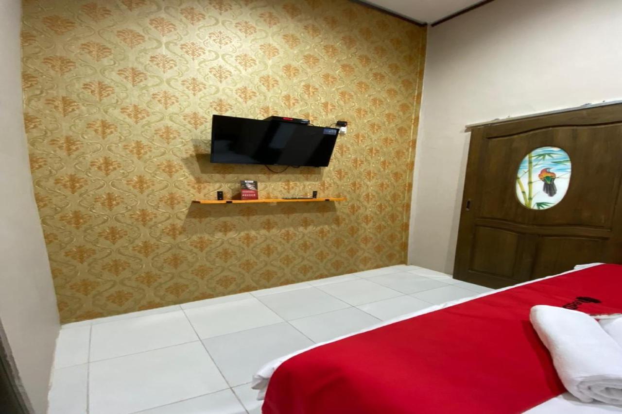 Reddoorz Near Mojokerto Train Station Exterior foto